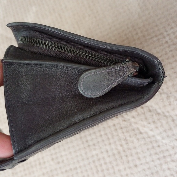 Bottega Veneta Intrecciato Leather Continental Wallet - Picture 9 of 11